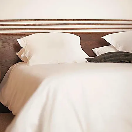 Casa Boumort Hotel